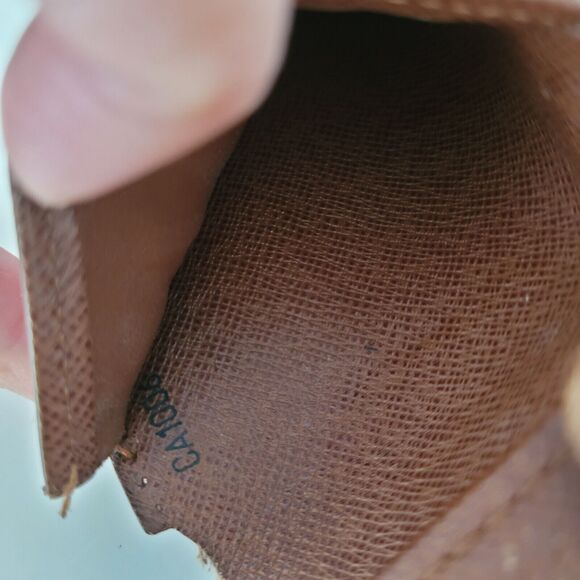 Vintage Louis Vuitton Men's LV Brown Bi-Fold Leather Wallet Monogram Fair Retro - Picture 5 of 13